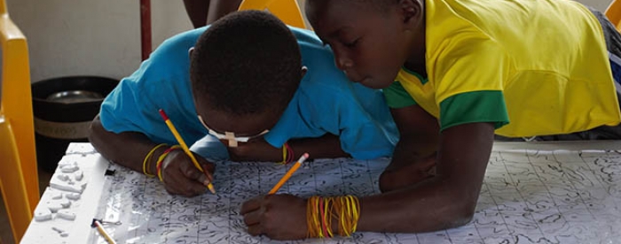 Gemeenschappen van de Boven Suriname rivier ontwikkelen een driedimensionale participatieve kaart